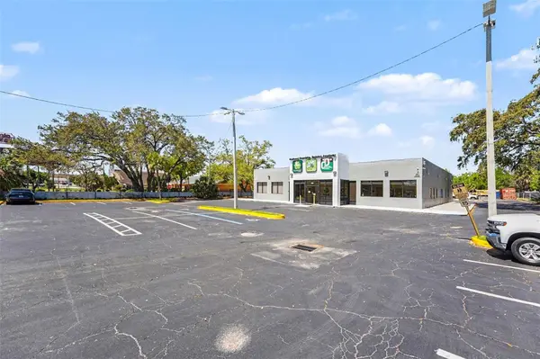 2304 E BUSCH BLVD, Tampa, FL 33612