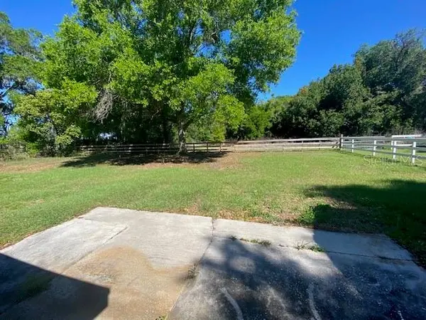 4316 E KNIGHTS GRIFFIN RD, Plant City, FL 33565