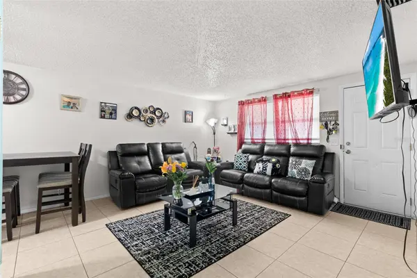 8040 47TH AVE N, St Petersburg, FL 33709