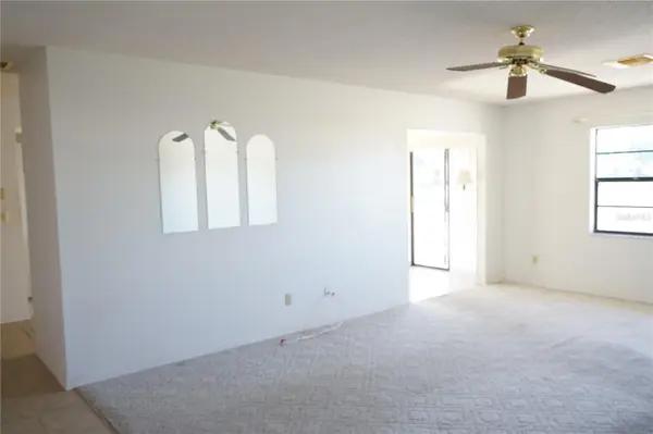 302 BRYCE CT, Sun City Center, FL 33573