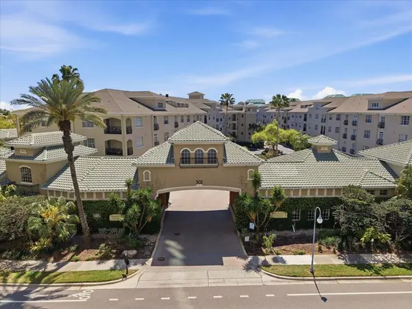 501 KNIGHTS RUN AVE #1320, Tampa, FL 33602