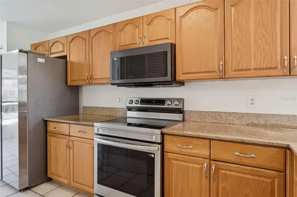 14902 PAR CLUB CIR, Tampa, FL 33618