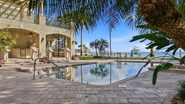 6755 30TH ST S, St Petersburg, FL 33712