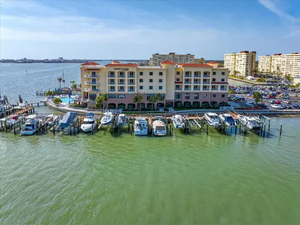 601 AMERICAN LEGION DR #16, St Petersburg, FL 33708