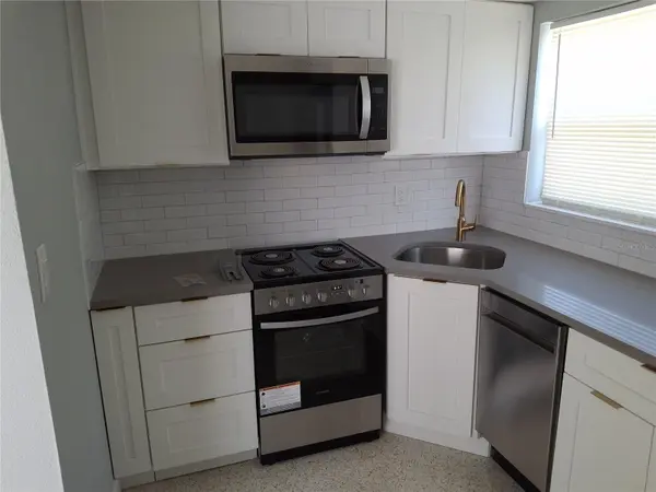 11355 3RD ST E, Treasure Island, FL 33706