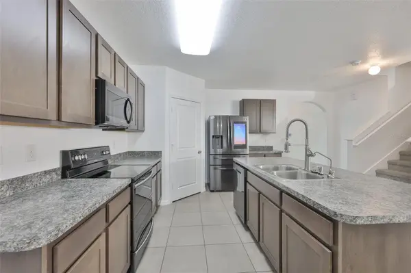 5461 MAGDALENE WAY, Zephyrhills, FL 33541