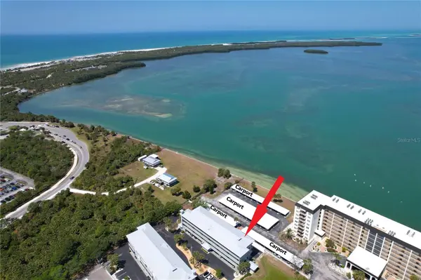 7 ISLAND PARK PL #204, Dunedin, FL 34698
