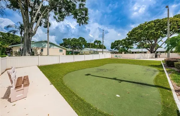 2465 NORTHSIDE DR #2204, Clearwater, FL 33761