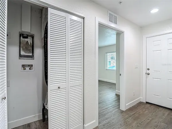 326 S GROSSE AVE #2, Tarpon Springs, FL 34689