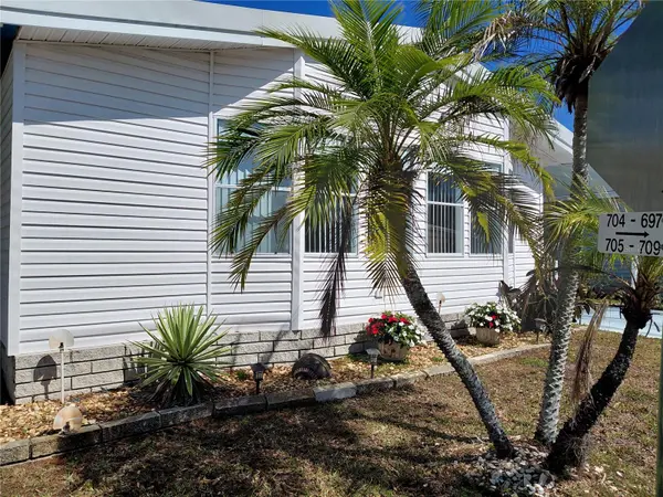 1001 STARKEY RD #704, Largo, FL 33771