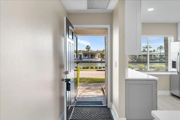 19029 US HIGHWAY 19 N #21E, Clearwater, FL 33764