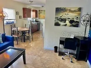 3206 W AZEELE ST #220, Tampa, FL 33609