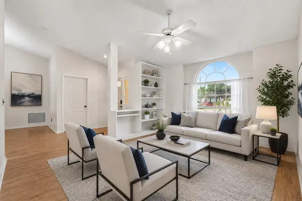 1144 HARDWOOD DR, Valrico, FL 33596
