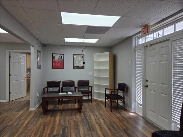 141 N OAKWOOD AVE, Brandon, FL 33510
