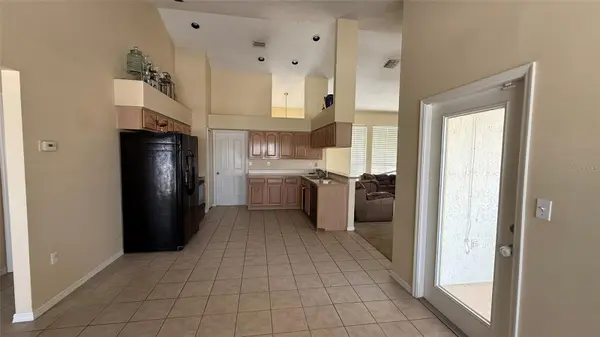 5612 LOMA VISTA DR W, Davenport, FL 33896