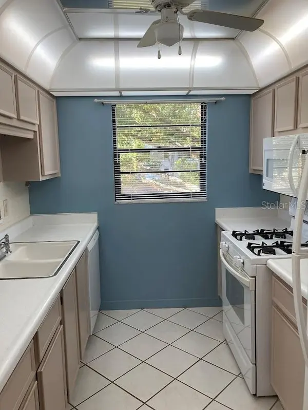 5980 80TH ST N #205, St Petersburg, FL 33709
