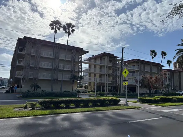 121 ISLAND WAY #331, Clearwater Beach, FL 33767