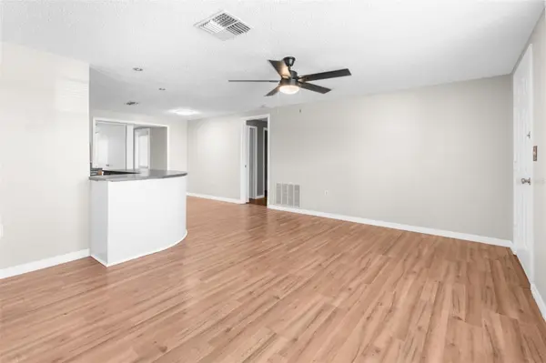 11902 OCEANSIDE DR, Port Richey, FL 34668