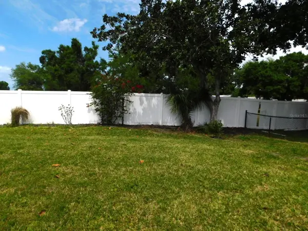 1001 STARKEY RD #99, Largo, FL 33771