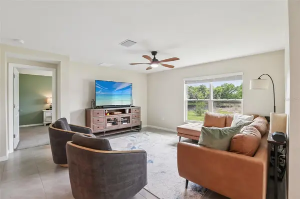 1804 TAHITIAN SUNRISE DR, Plant City, FL 33565