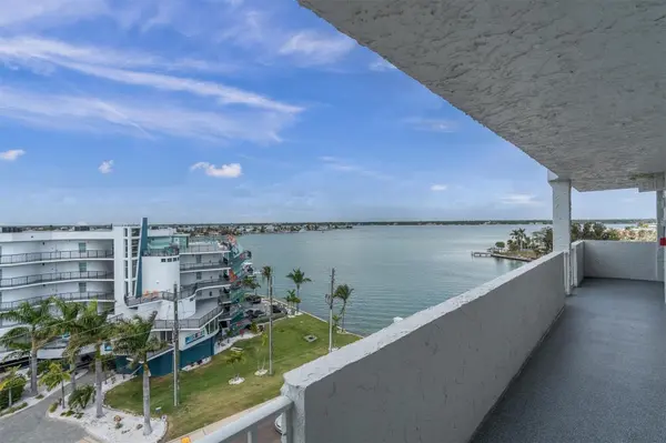 285 107TH AVE #701, Treasure Island, FL 33706