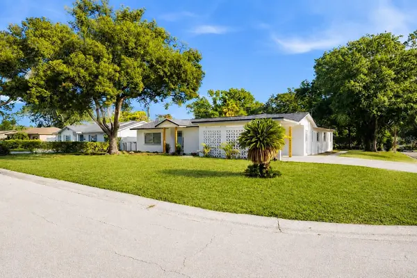 6128 E 111TH AVE, Temple Terrace, FL 33617