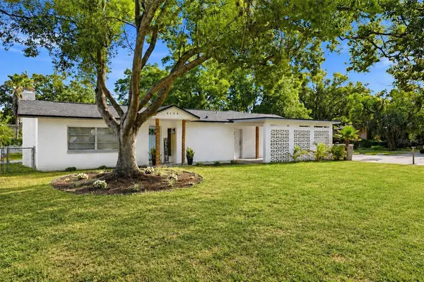 6128 E 111TH AVE, Temple Terrace, FL 33617