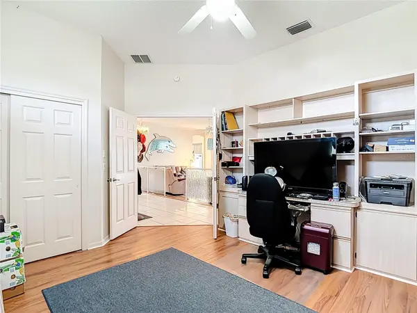 8410 MAYBELLE DR, Weeki Wachee, FL 34613