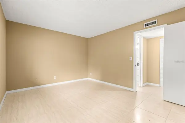 7510 PRESLEY PL #98-A, Tampa, FL 33617