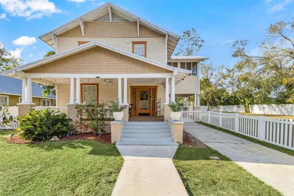 213 N MONROE AVE, Arcadia, FL 34266