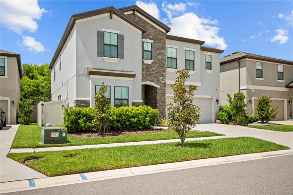 14734 HORSE TROT RD, Lithia, FL 33547