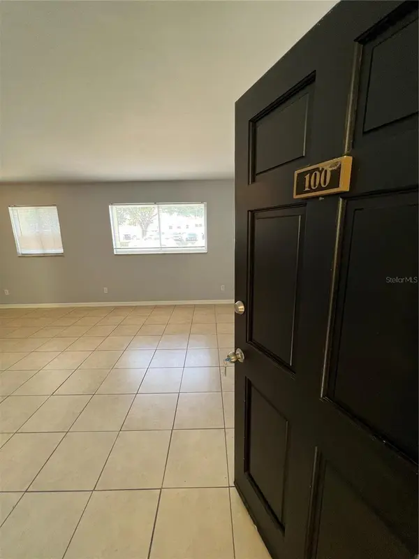 3206 W AZEELE ST #100, Tampa, FL 33609