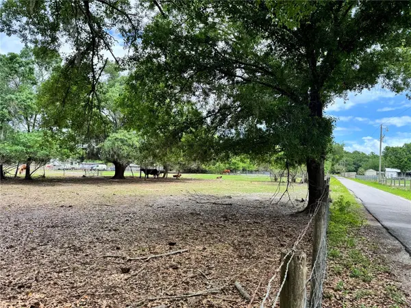 1804 ZIPPERER RD, Bradenton, FL 34212