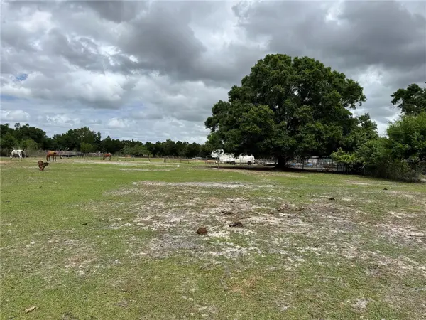 1804 ZIPPERER RD, Bradenton, FL 34212