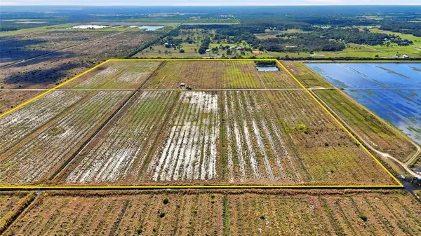 N RIVER RD, Alva, FL 33920