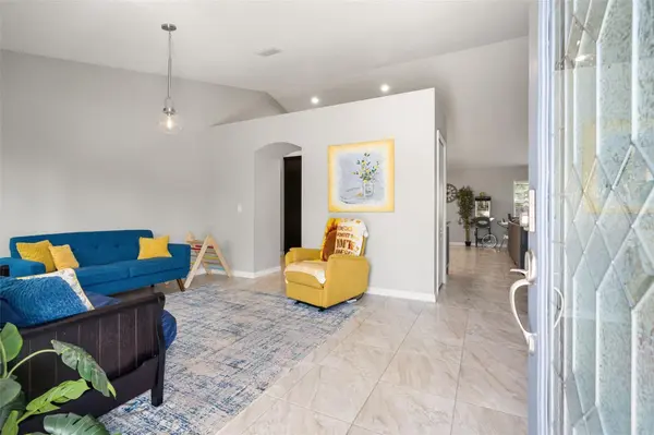 12015 PHOENIX AVE, Weeki Wachee, FL 34614