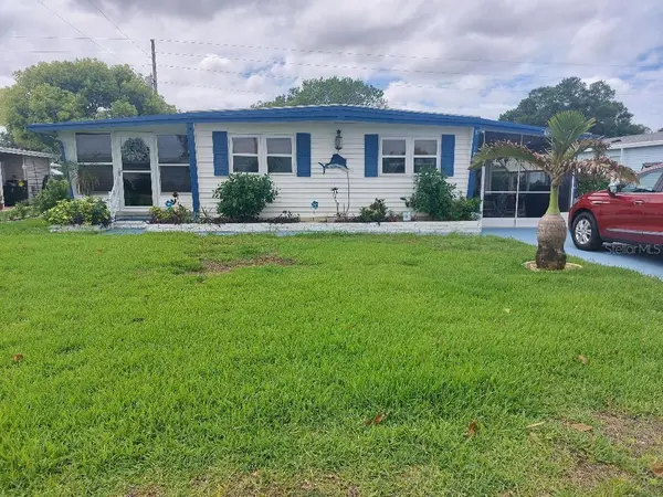 184 INDEPENDENCE AVE #8, Palm Harbor, FL 34684