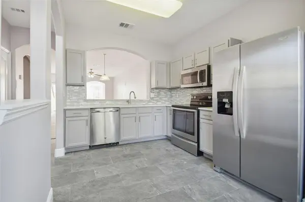 3430 HIGH HAMPTON CIR, Tampa, FL 33610