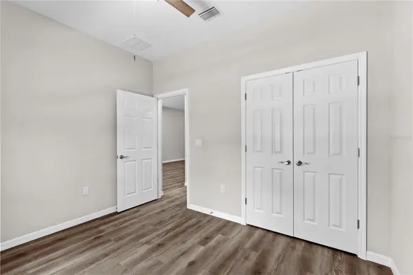 5009 FINDERS CT, Tampa, FL 33617