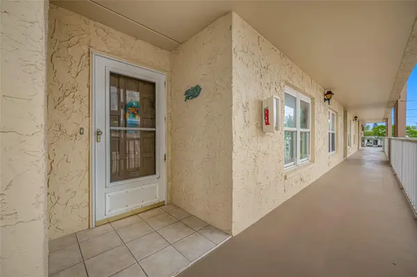 121 ISLAND WAY #323, Clearwater Beach, FL 33767