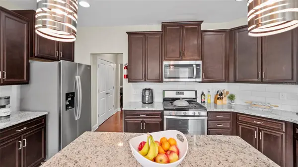 2050 SINCLAIR TRCE, Burlington, NC 27215