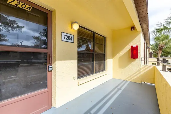 13608 S VILLAGE DR #7204, Tampa, FL 33618