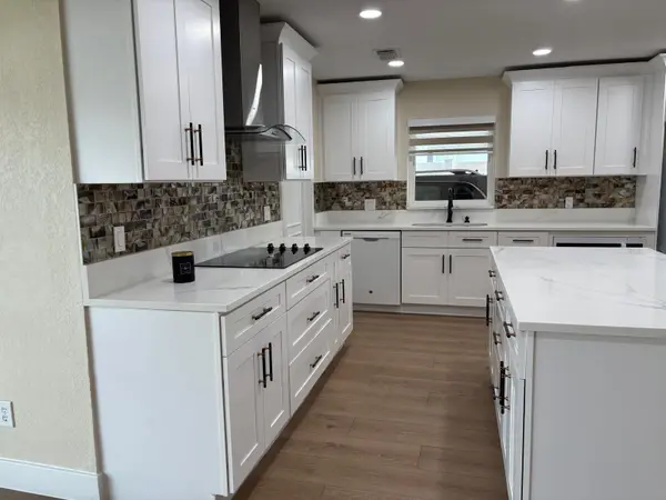6747 RALSTON BEACH CIR, Tampa, FL 33614