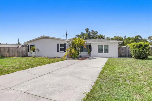 1224 80TH AVE N, St Petersburg, FL 33702