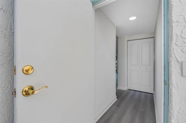 1451 GULF BLVD #101, Clearwater Beach, FL 33767