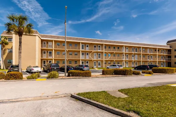 1 BOCA CIEGA POINT BLVD #206, St Petersburg, FL 33708