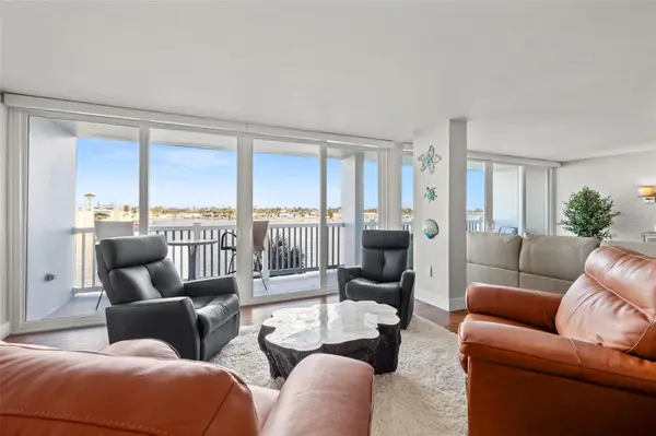 500 TREASURE ISLAND CSWY #308, Treasure Island, FL 33706