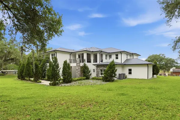 8241 CASS RD, Zephyrhills, FL 33540