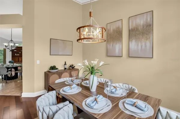 1404 EAST LAKE WOODLANDS Pkwy, Oldsmar, FL 34677