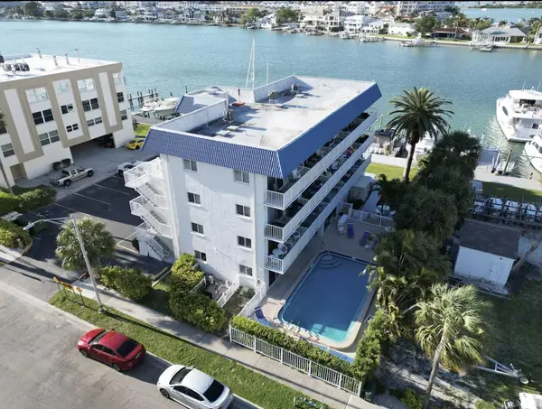 800 BAYWAY BLVD #28, Clearwater Beach, FL 33767